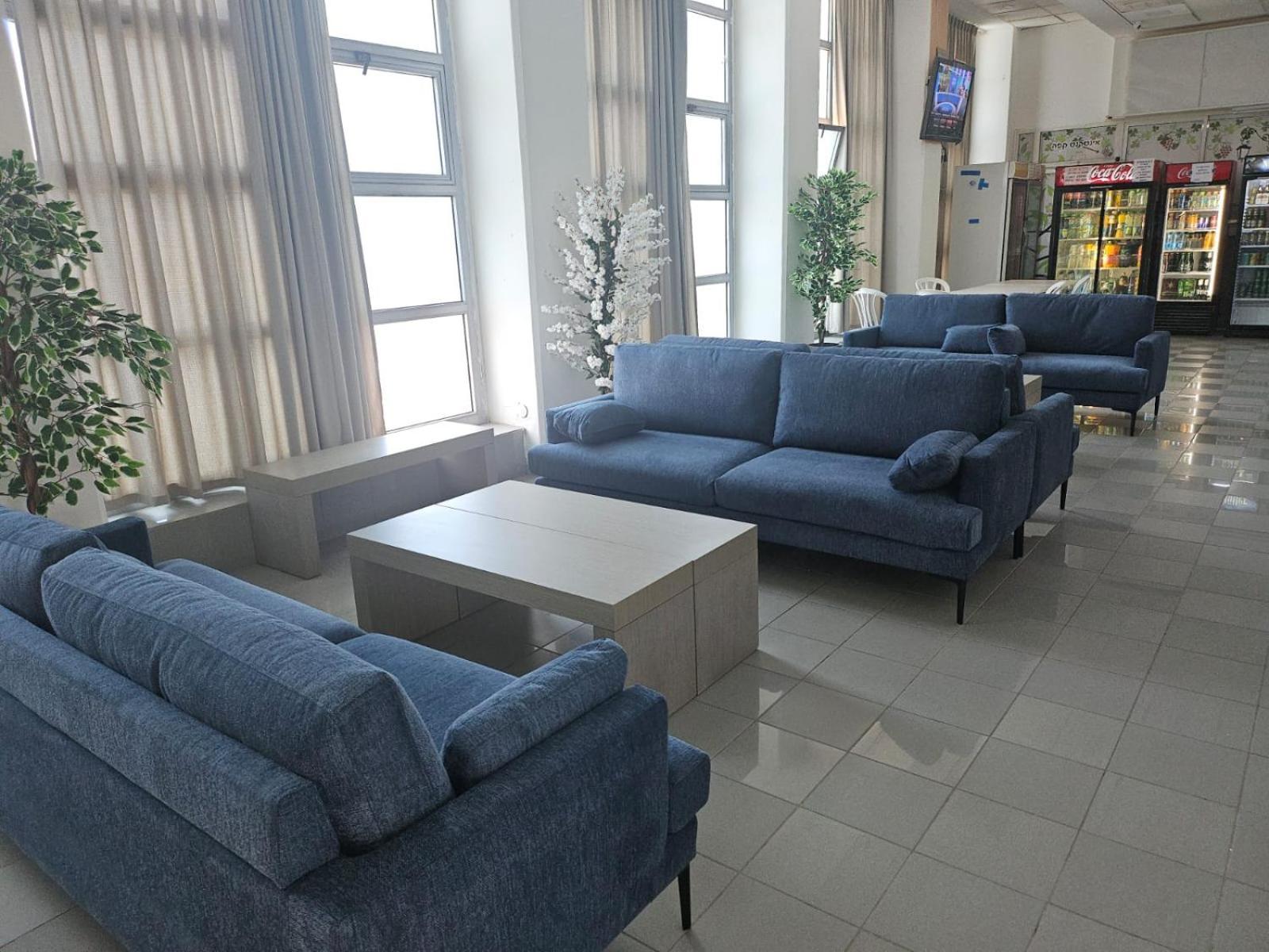 Eilat Octopus Apartment - אילת אוקטופוס -שני חדרים וסלון, בריכה בקיץ Bagian luar foto